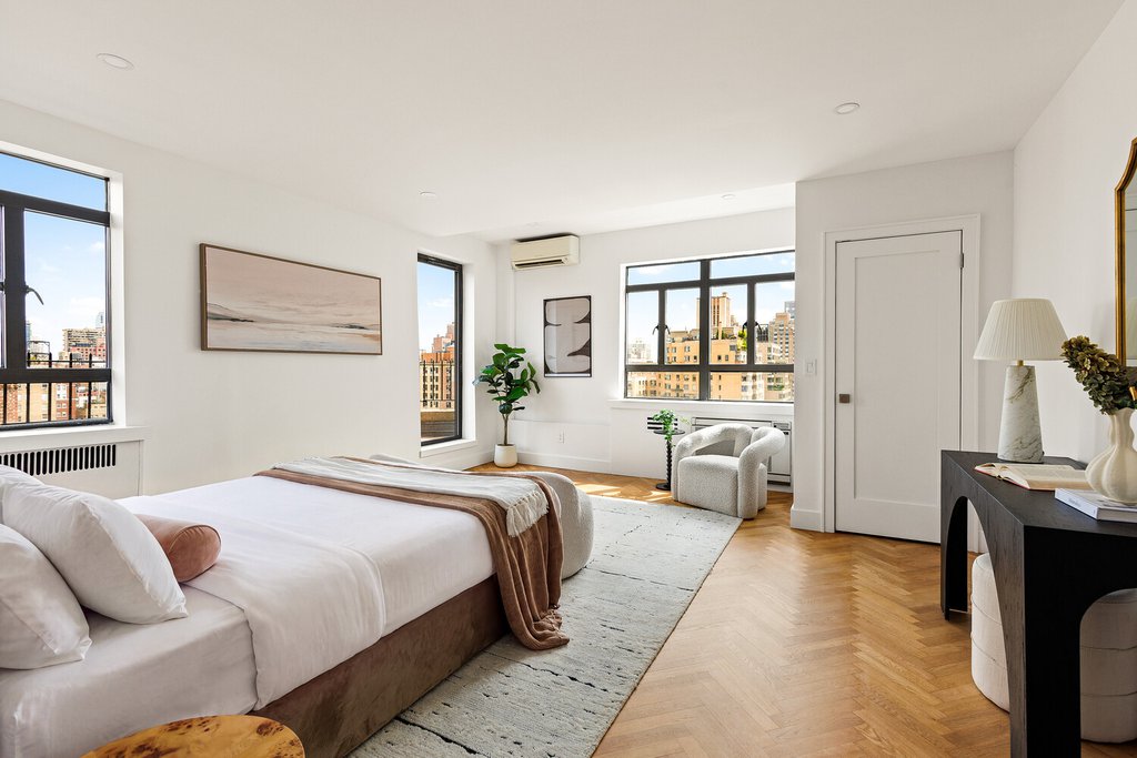140 Riverside Drive, Unit 17LN photo 11