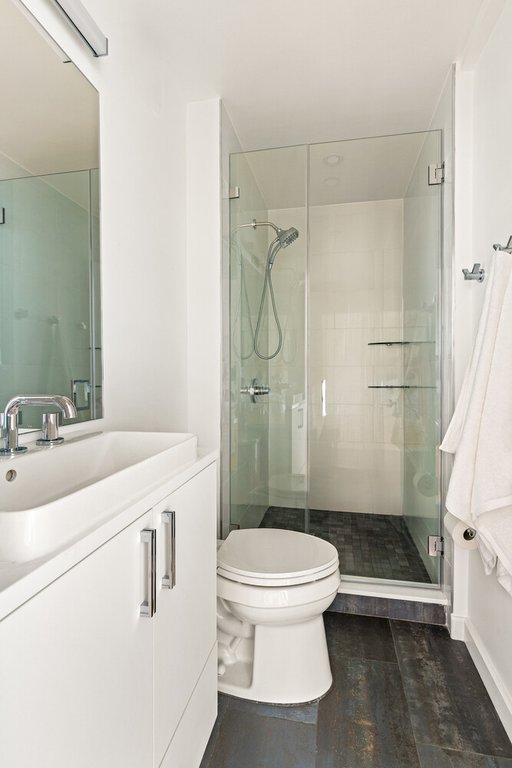 140 Riverside Drive, Unit 17LN photo 13
