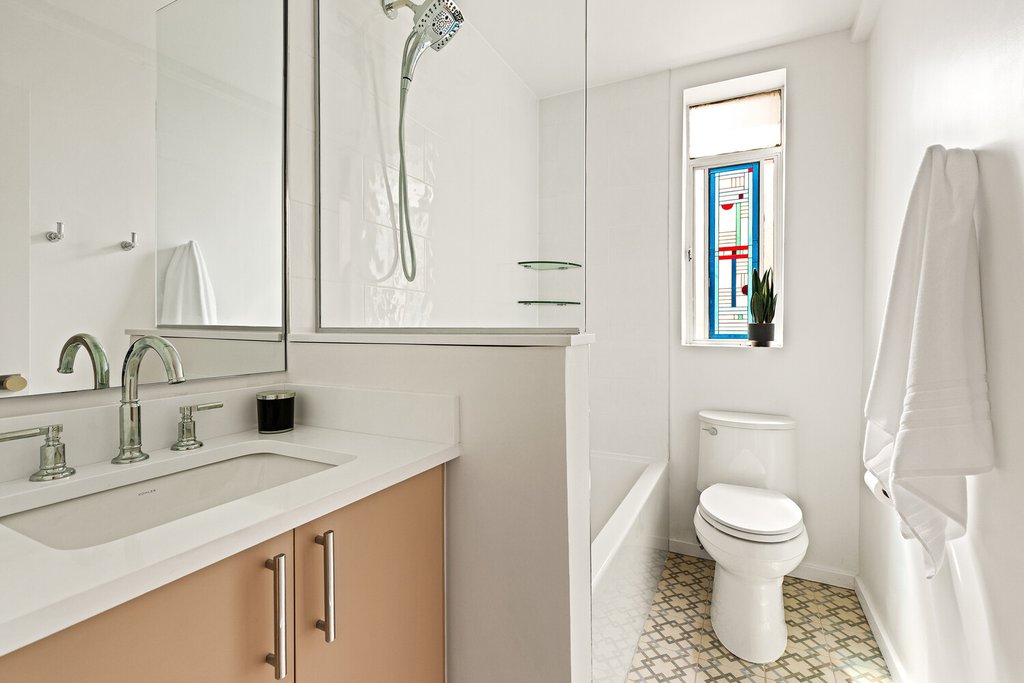 140 Riverside Drive, Unit 17LN photo 14