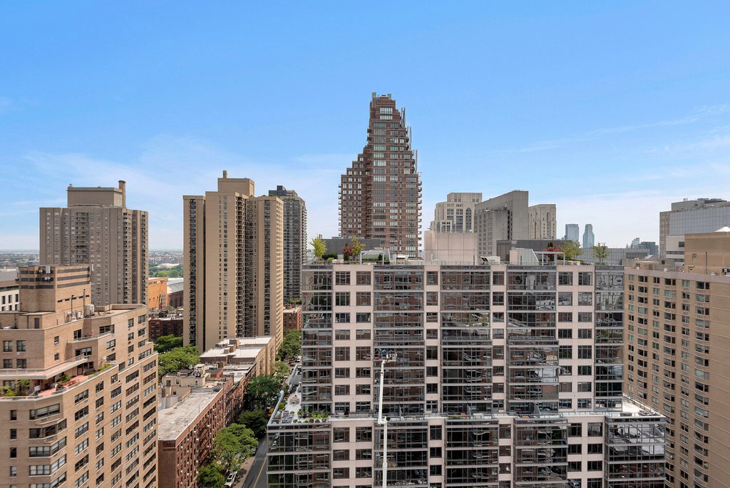 360 East 72nd Street, Unit C2603