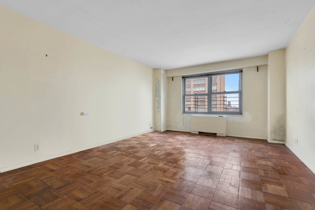 360 East 72nd Street, Unit C2603 photo 6