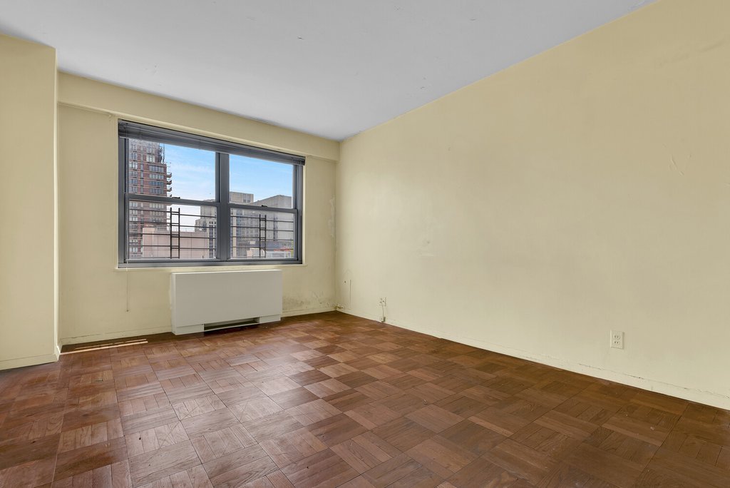 360 East 72nd Street, Unit C2603 photo 7