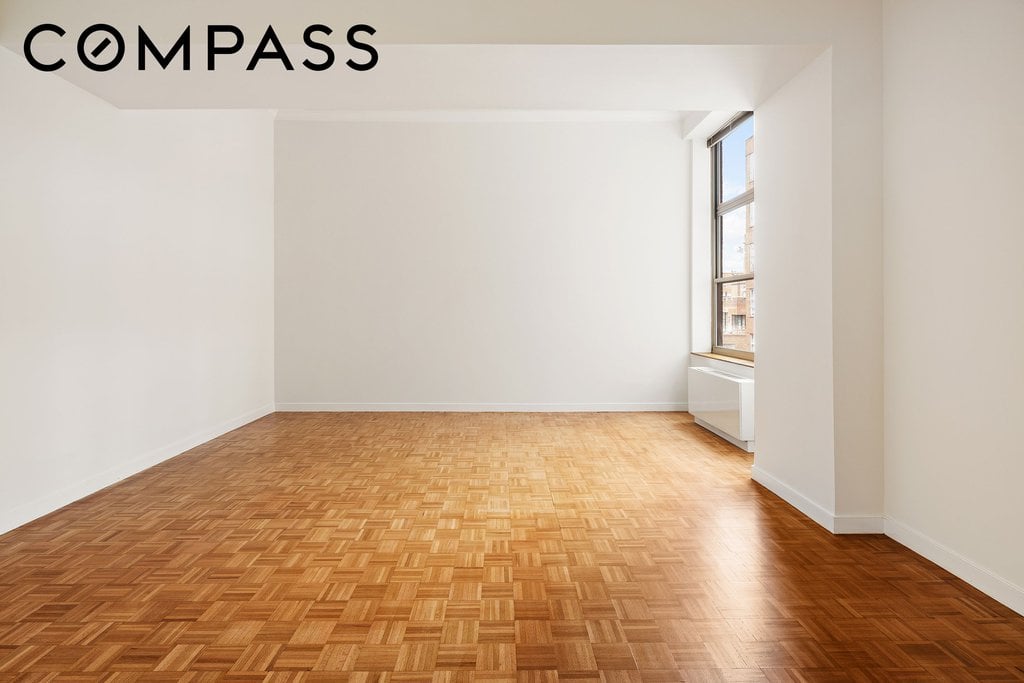 120 East 87th Street, Unit R14H photo 2