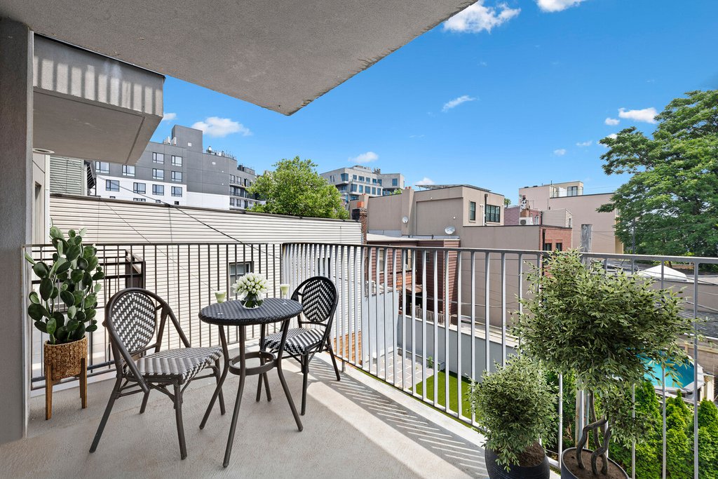 632 Lorimer Street, Unit 301 photo 5