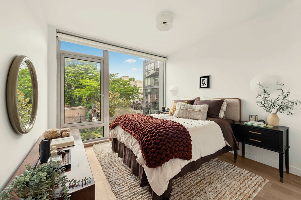 632 Lorimer Street, Unit 301 photo 6