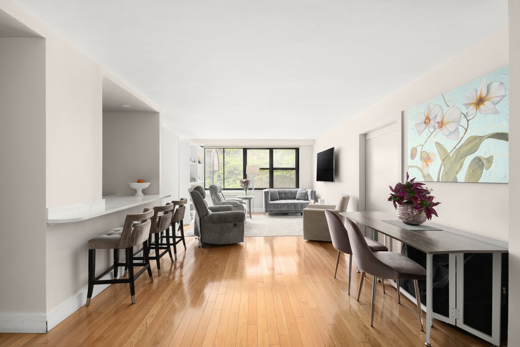 7 East 14th Street, Unit 409 photo 2