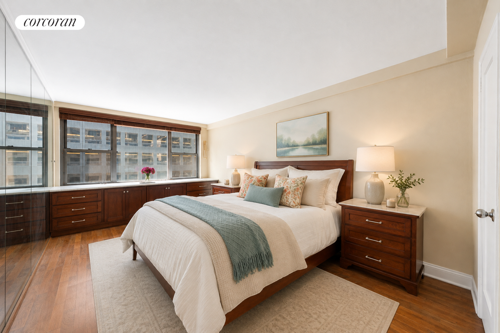 209 East 56th Street, Unit 9E photo 3