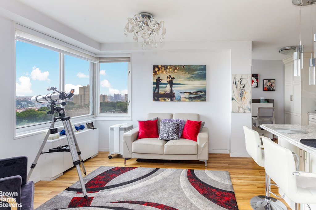 3333 Henry Hudson Parkway, Unit 20D photo 4
