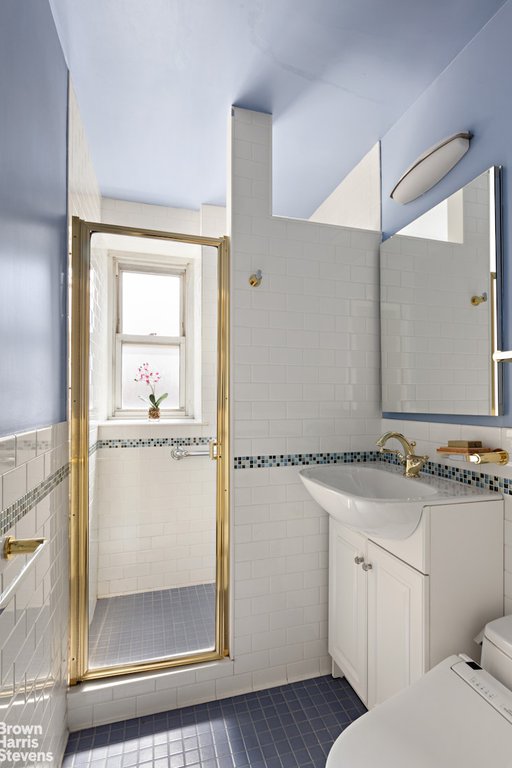 251 East 32nd Street, Unit 7F photo 8
