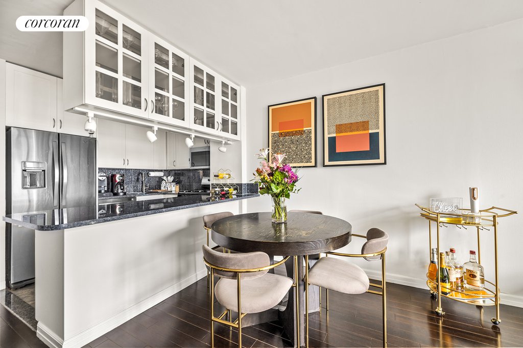 340 East 93rd Street, Unit 25H photo 3
