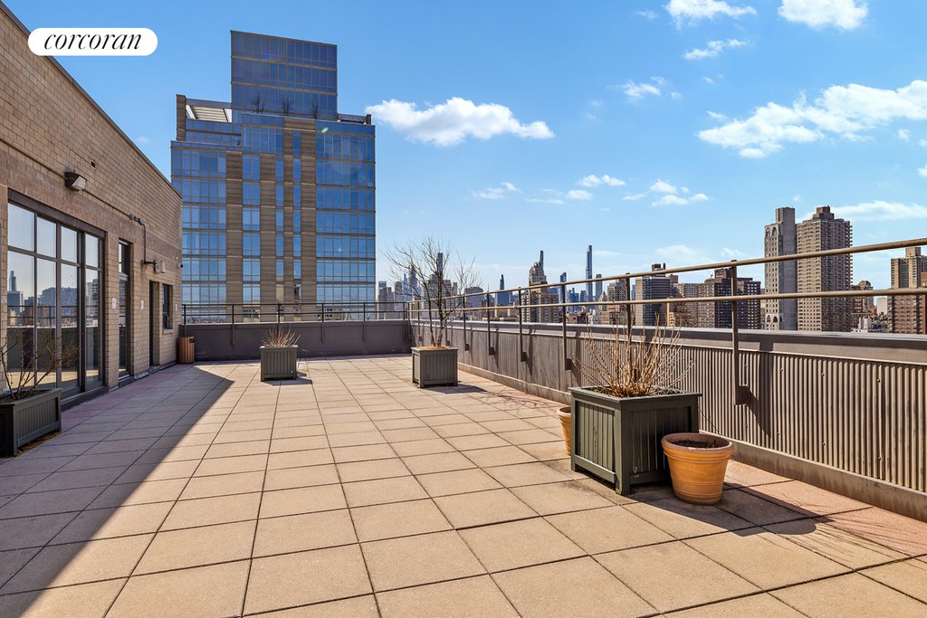 340 East 93rd Street, Unit 25H photo 8