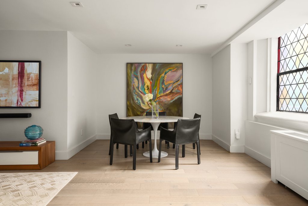 205 East 16th Street, Unit 2C photo 3