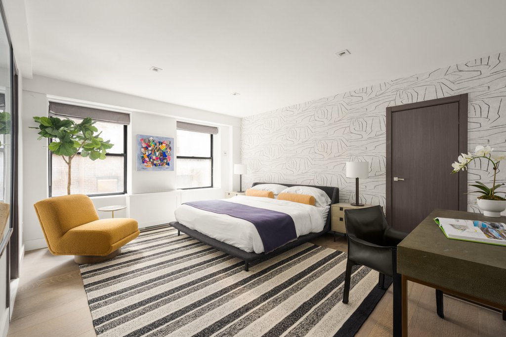 205 East 16th Street, Unit 2C photo 9