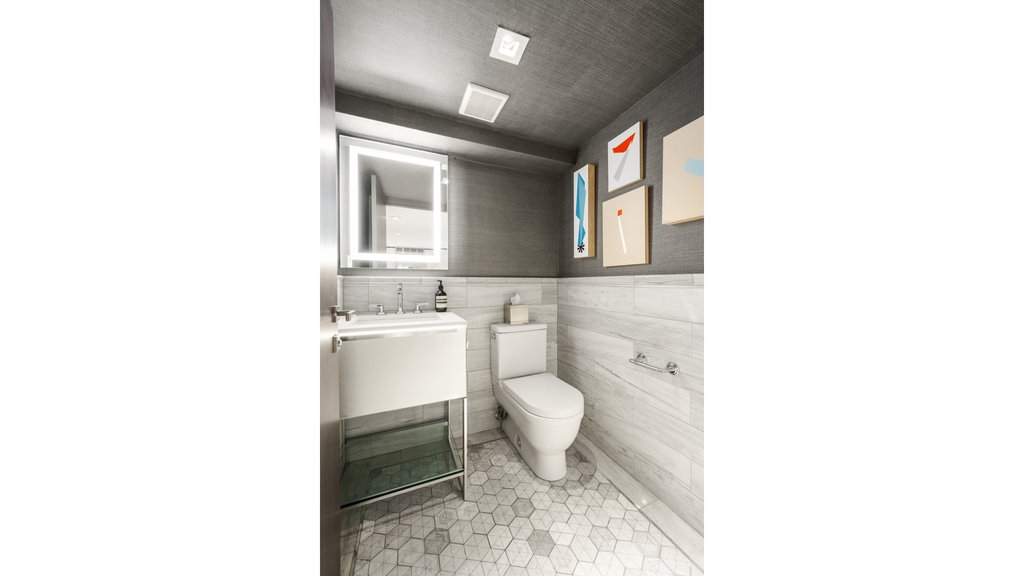 205 East 16th Street, Unit 2C photo 11