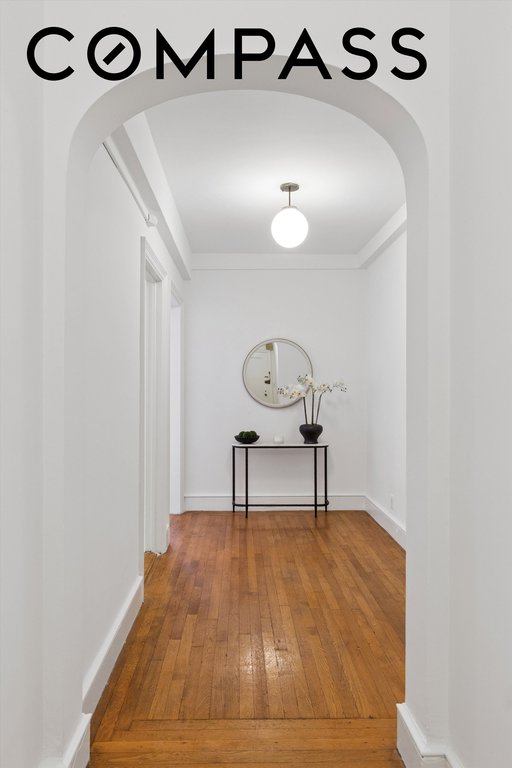 2 Beekman Place, Unit 10F photo 4