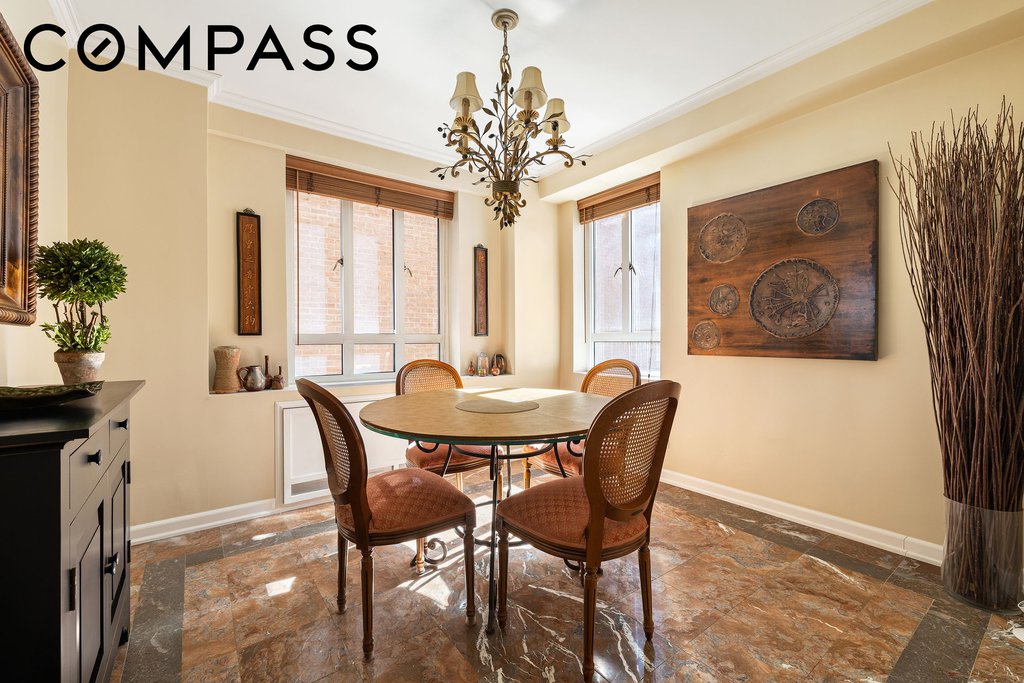 30 East 62nd Street, Unit 4A photo 6