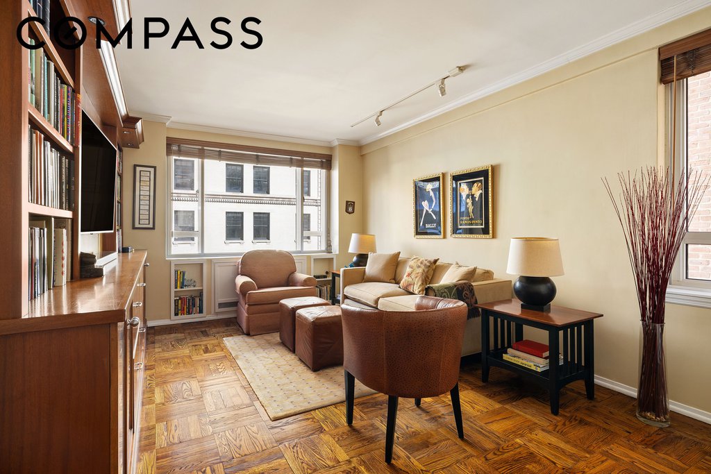 30 East 62nd Street, Unit 4A photo 8