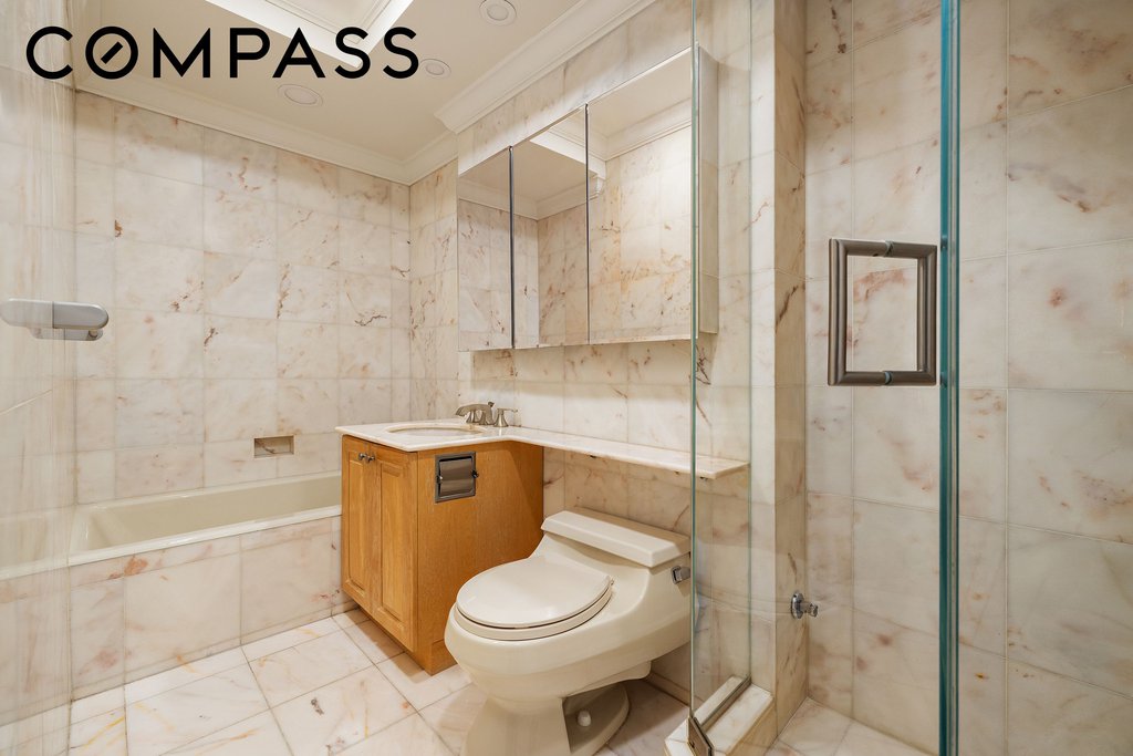 30 East 62nd Street, Unit 4A photo 12