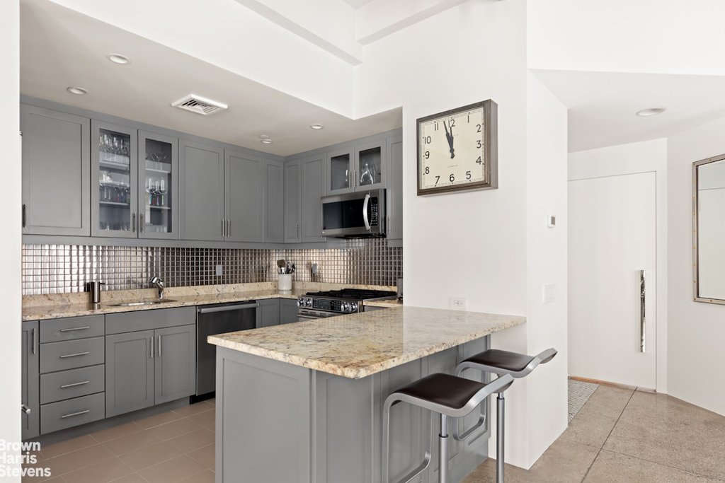 241 West 36th Street, Unit 9F photo 5