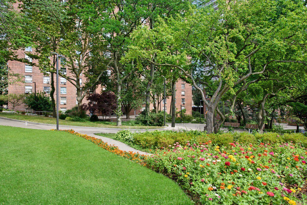 80 La Salle Street, Unit 8A photo 8