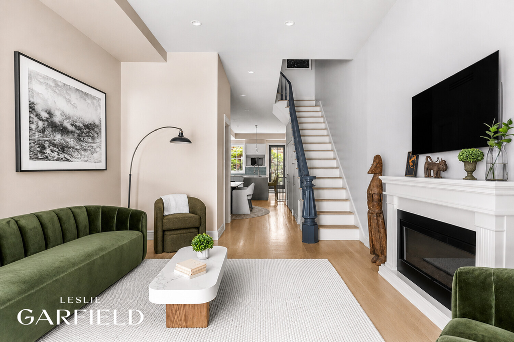 119 East 26th Street – For Sale