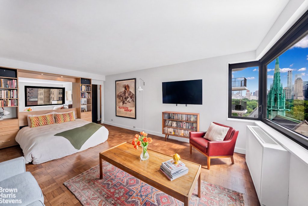 10 West 66th Street, Unit 10H photo 2
