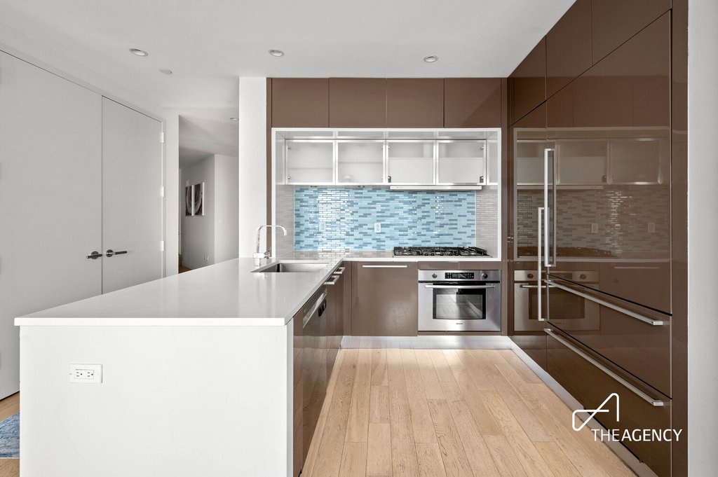 75 Wall Street, Unit 38O photo 2