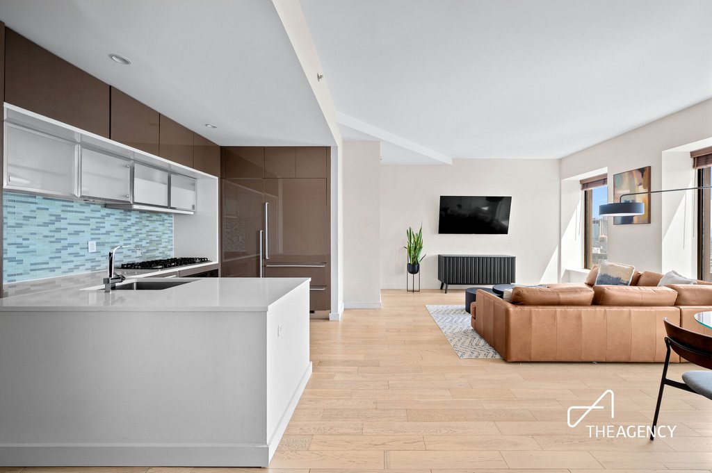 75 Wall Street, Unit 38O photo 4