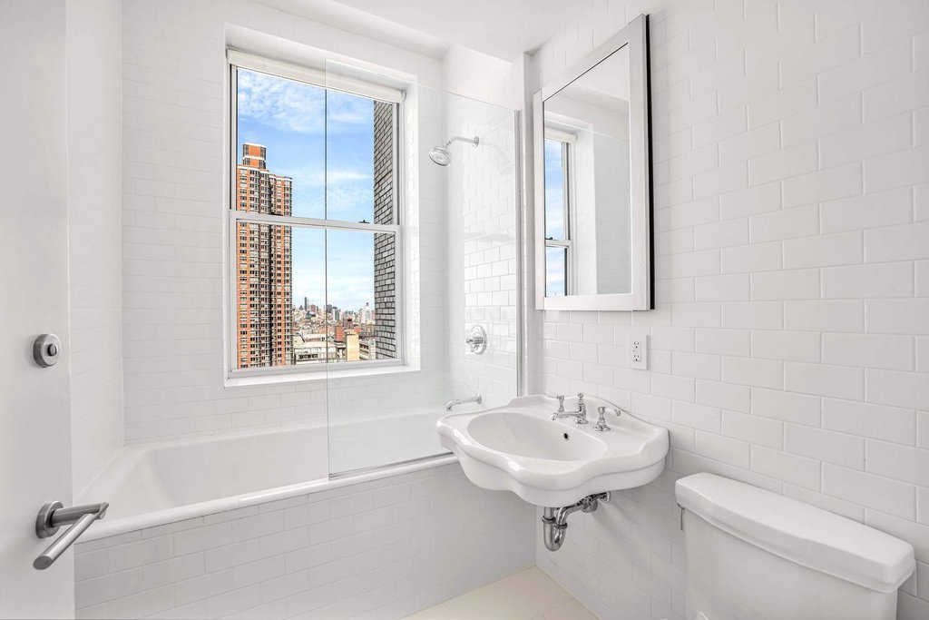 270 Broadway, Unit 25B photo 22