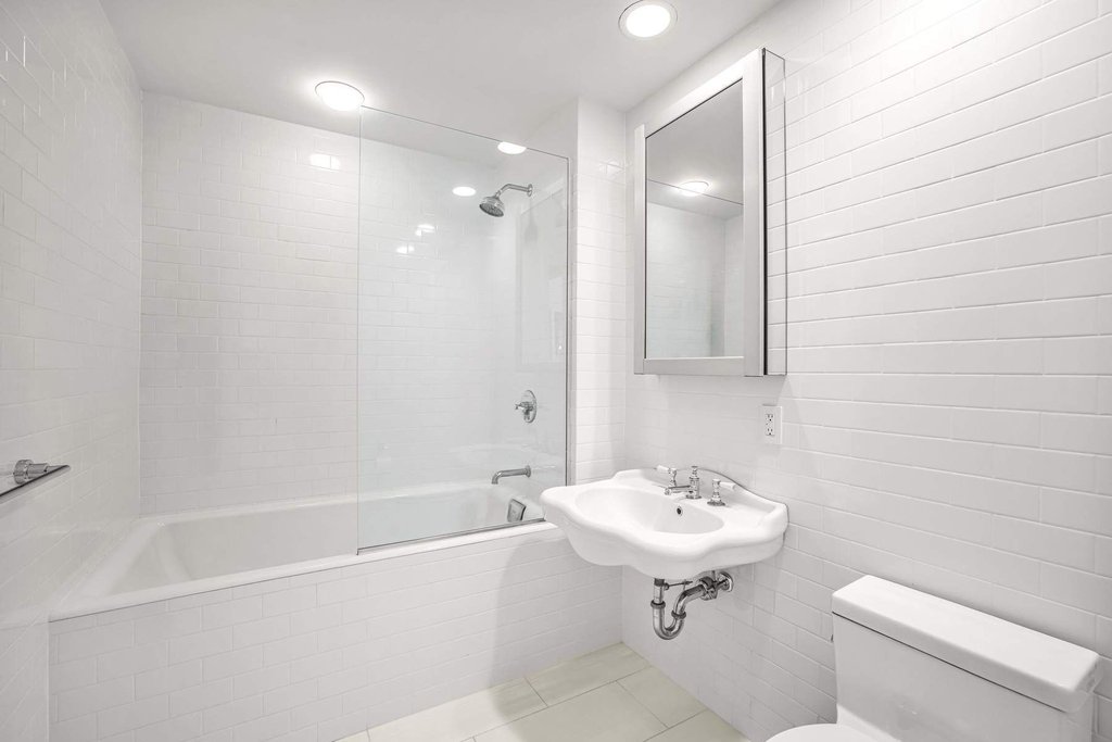 270 Broadway, Unit 25B photo 23