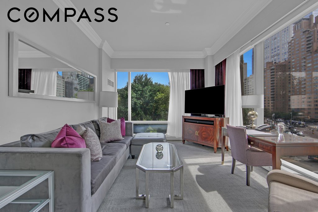 1 Central Park West, Unit 408 photo 2