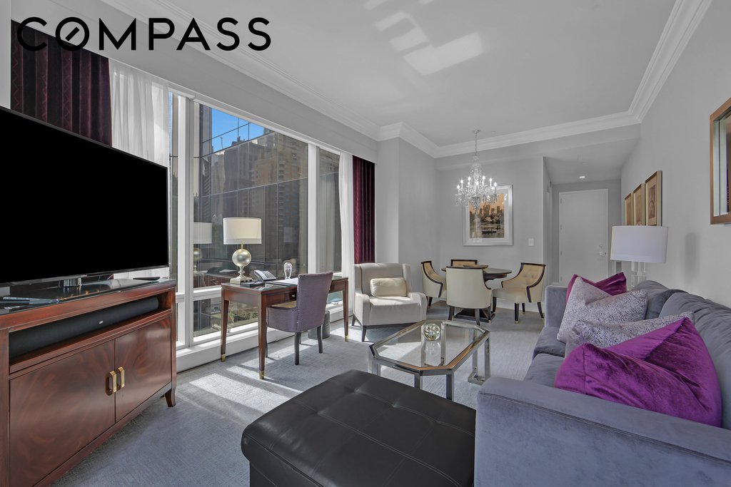 1 Central Park West, Unit 408 photo 4