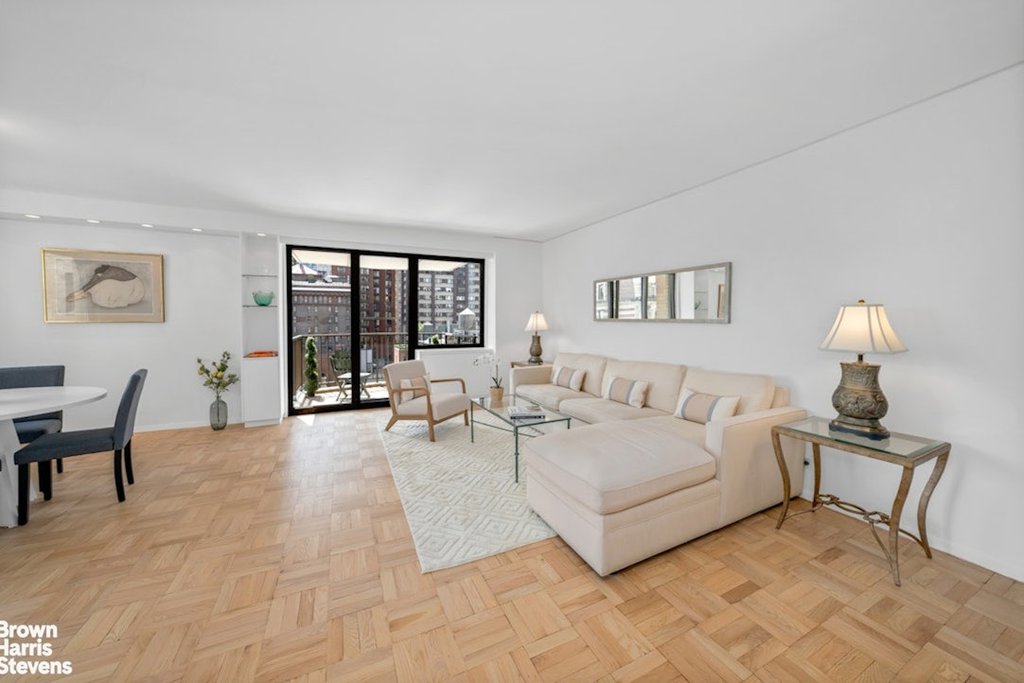 10 West 66th Street, Unit 14G photo 2