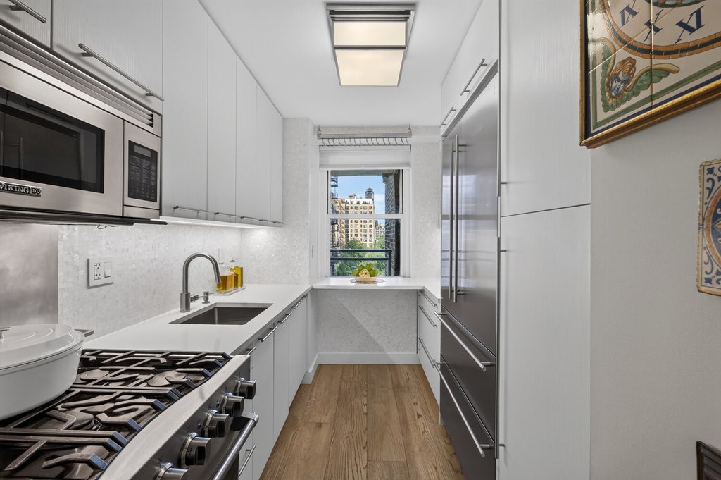 100 West 94th Street, Unit 8D photo 14
