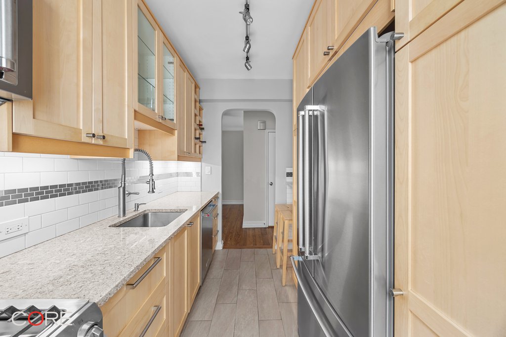 35-36 76th Street, Unit 524 photo 7
