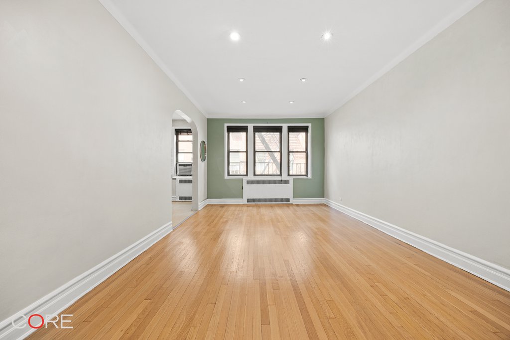 35-16 85th Street, Unit 3C photo 2