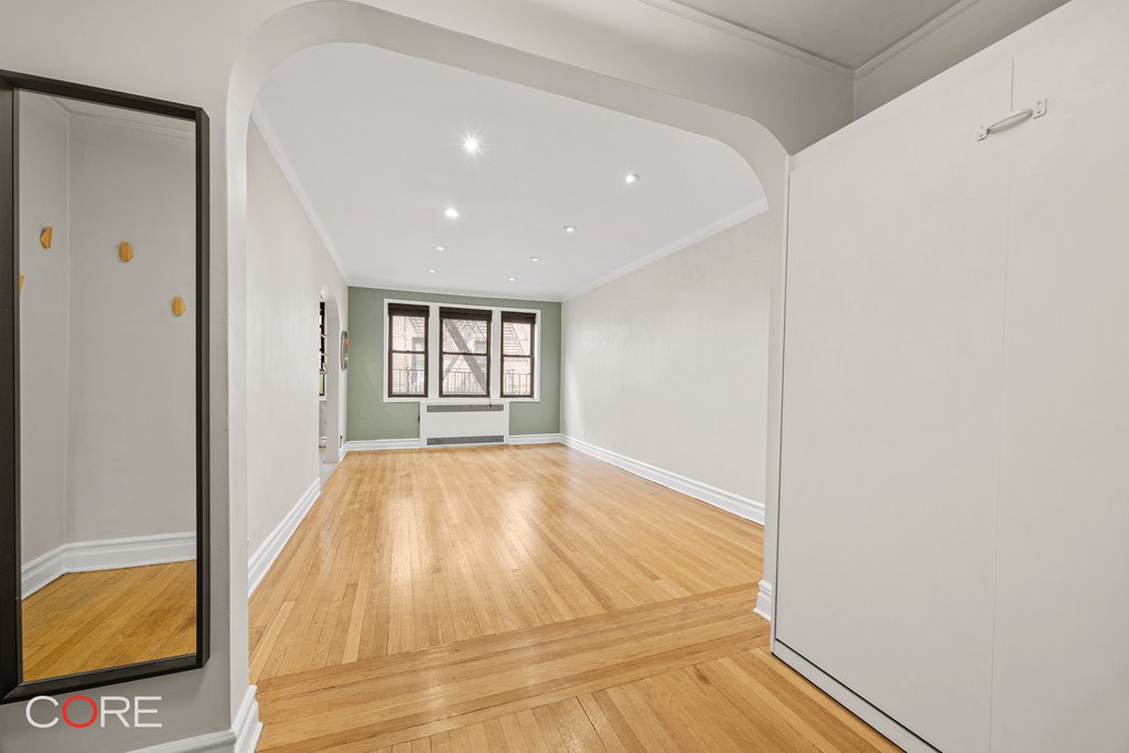 35-16 85th Street, Unit 3C photo 3