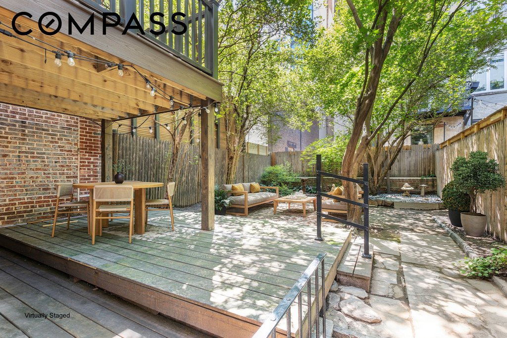 118 Waverly Place, Unit 1B photo 6