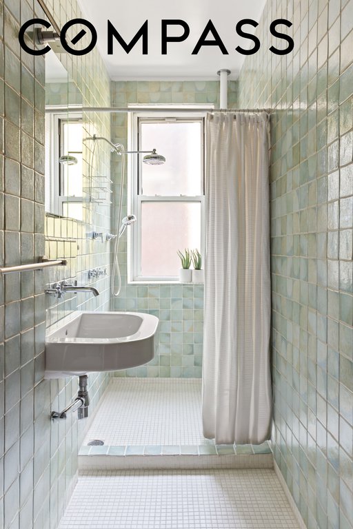 210 East 17th Street, Unit 4D photo 5