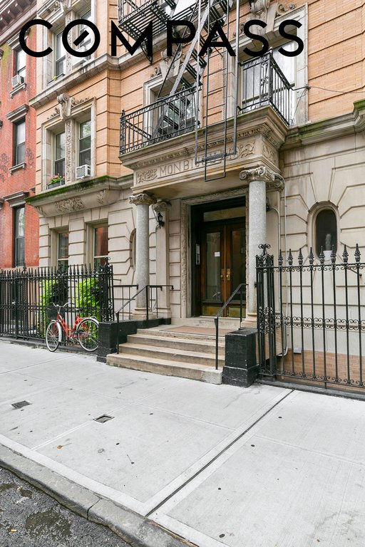 210 East 17th Street, Unit 4D photo 9