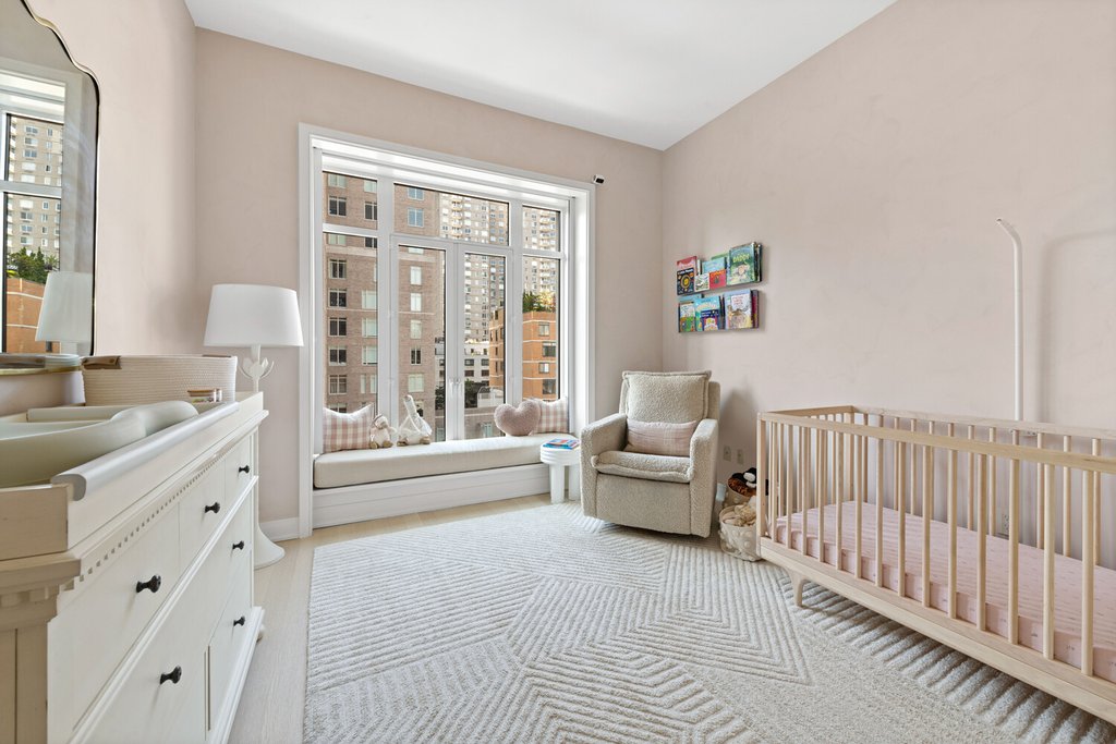 40 East End Avenue, Unit 9B photo 8