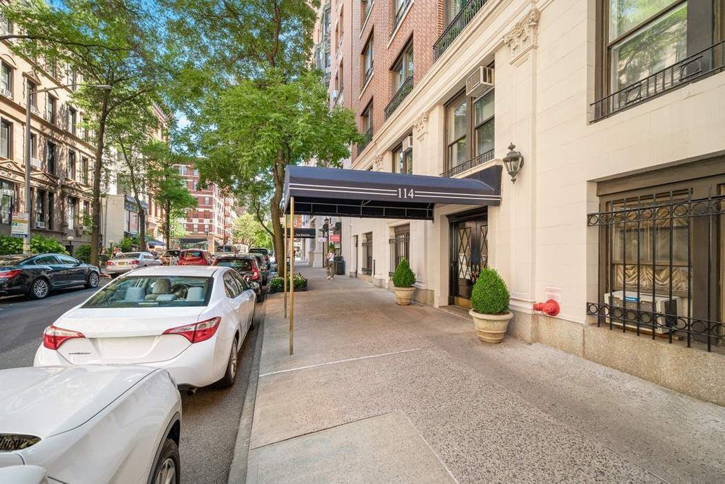 114 West 70th Street, Unit 6B photo 14