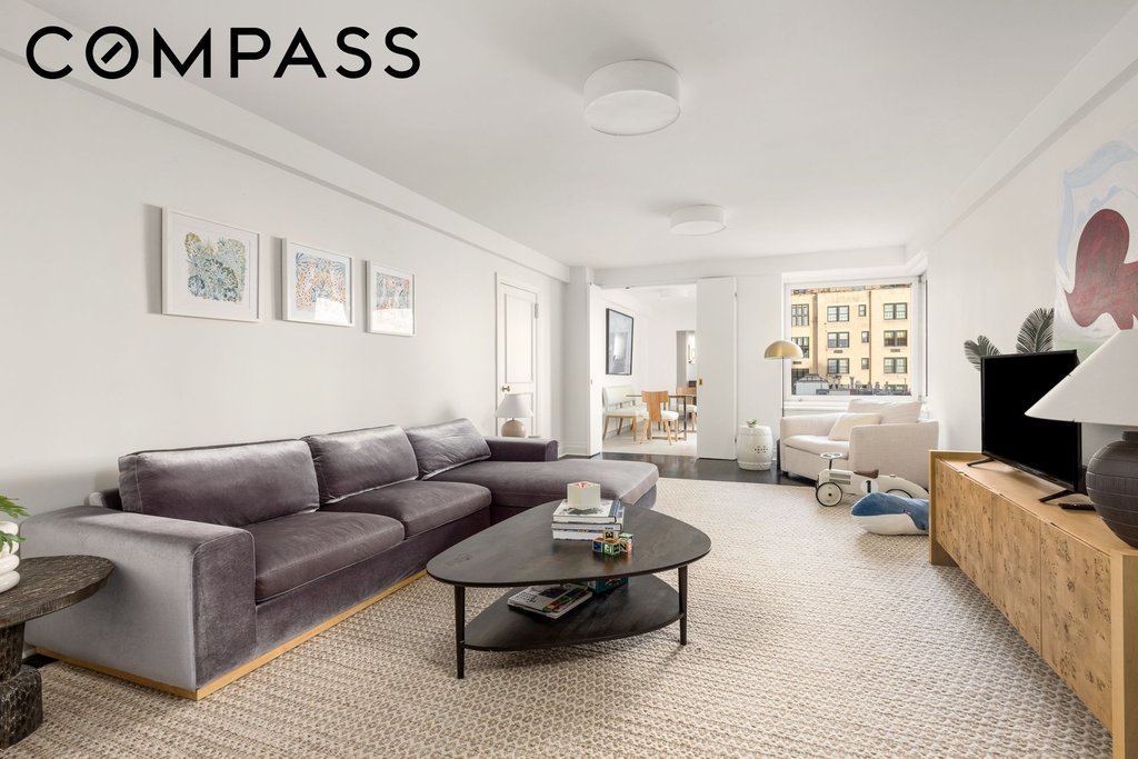 936 Fifth Avenue, Unit 10 photo 17