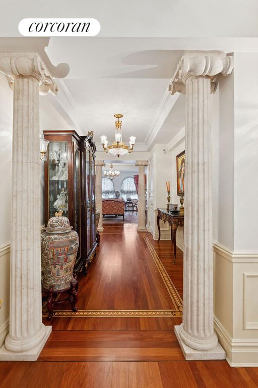 975 Park Avenue, Unit 16A photo 2