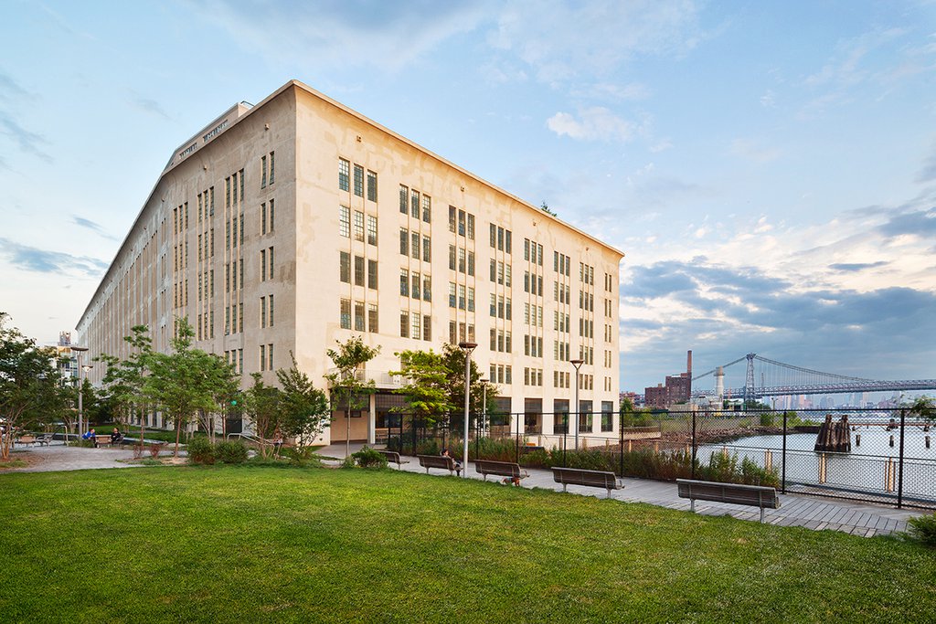 184 Kent Avenue, Unit B304 photo 14