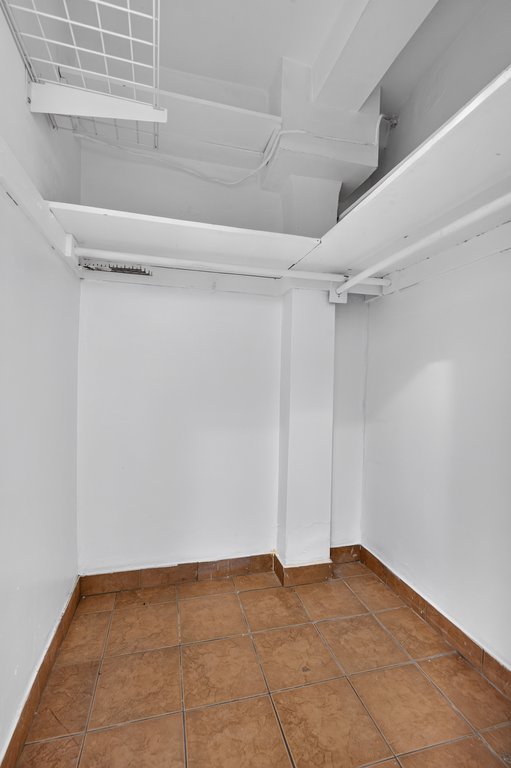 759 East 10th Street, Unit 1B photo 7