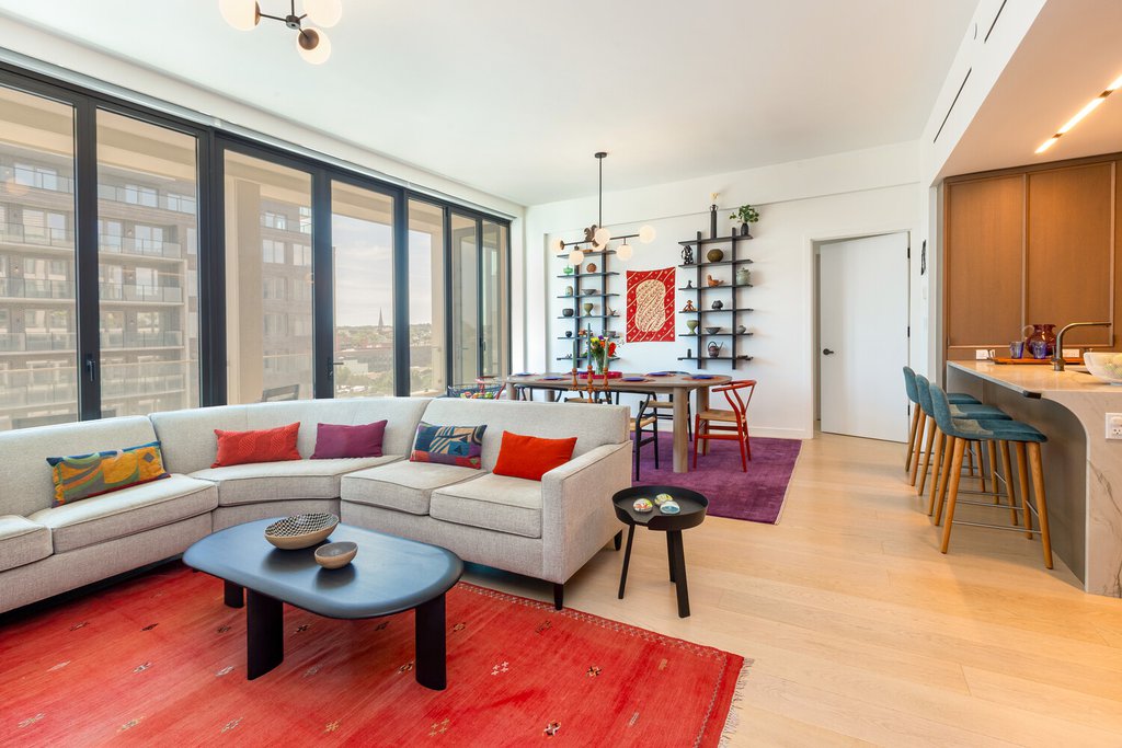 58 Saint Marks Place, Unit 902