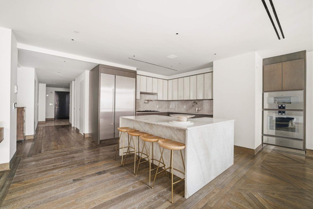 111 West 57th Street, Unit 12N photo 5