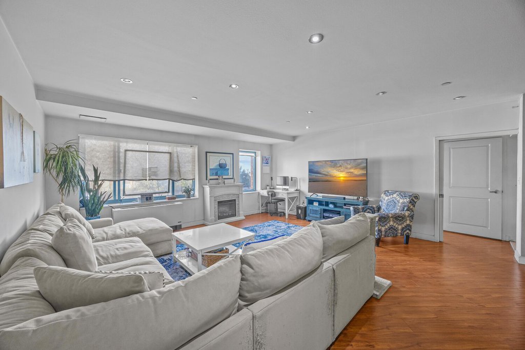 136 Beach 117th Street, Unit 208 photo 7