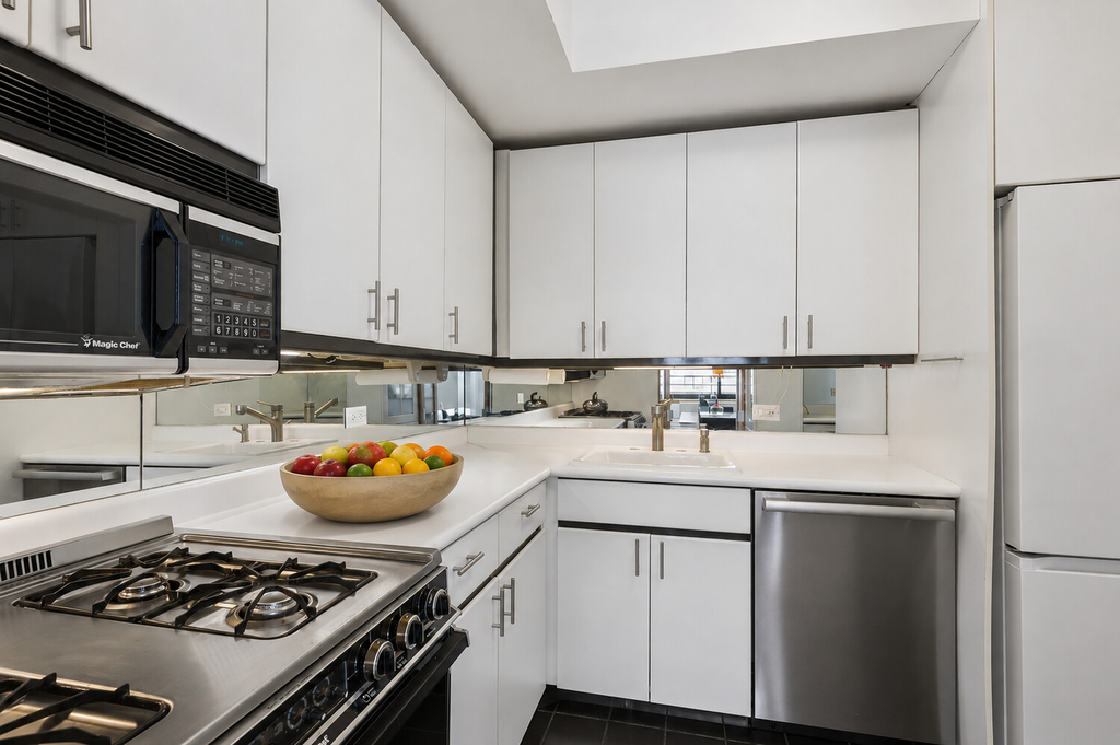 250 West 89th Street, Unit PH1D photo 6